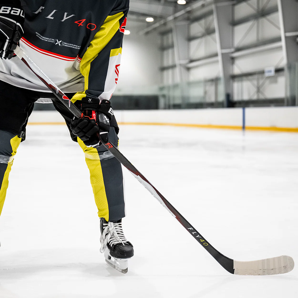BAUER VAPOR FLY40 GRIP STICK INTERMEDIATE - Image 10