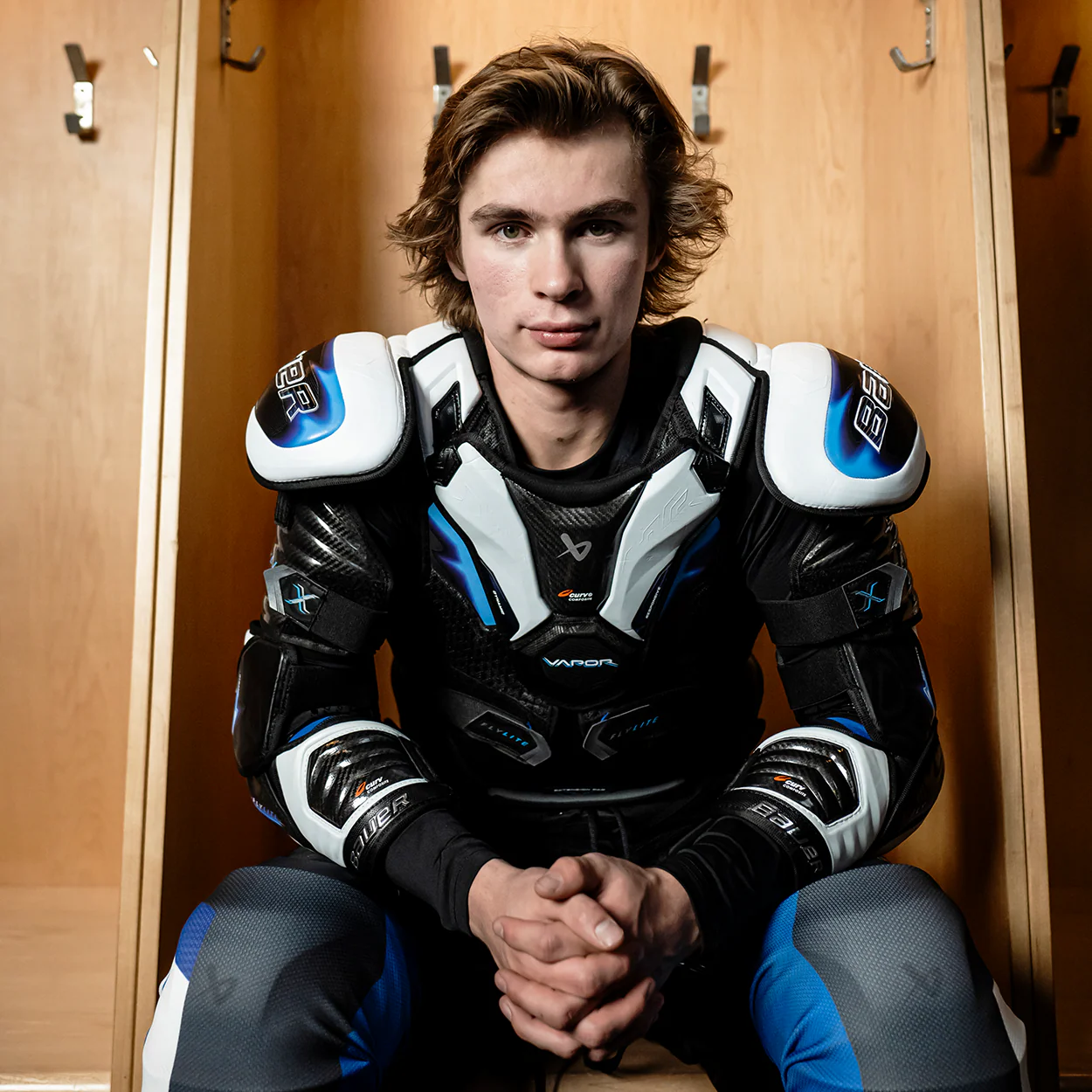 BAUER VAPOR FLYLITE SHOULDER PAD SENIOR - Image 3